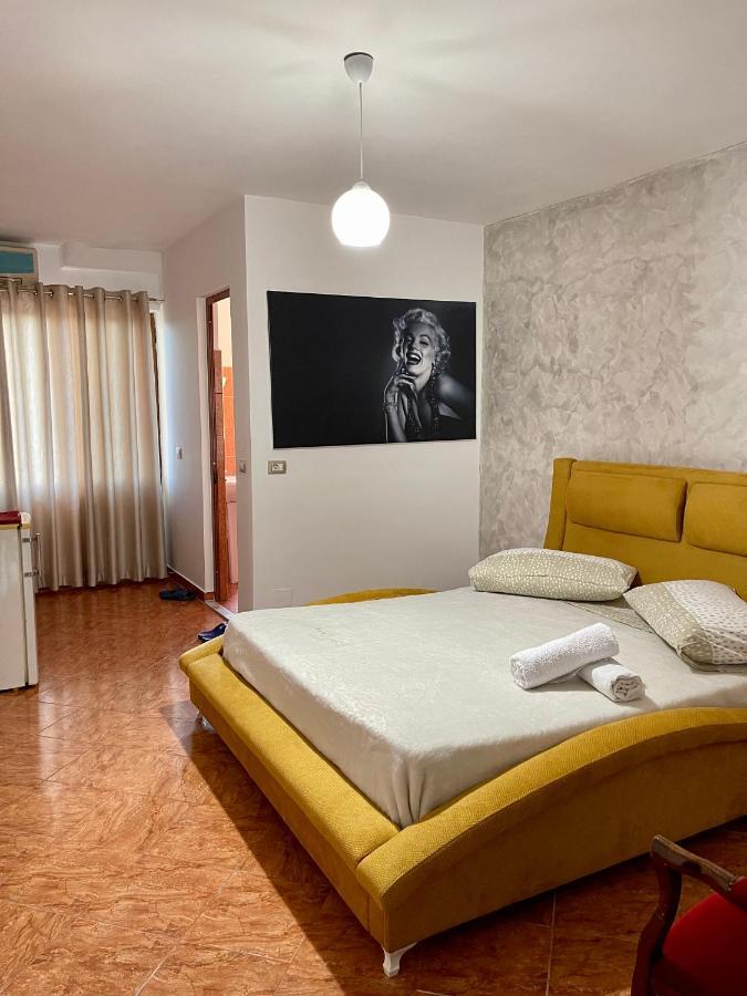 Hotel Nicola เลเจอ ภายนอก รูปภาพ