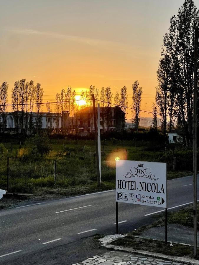 Hotel Nicola เลเจอ ภายนอก รูปภาพ